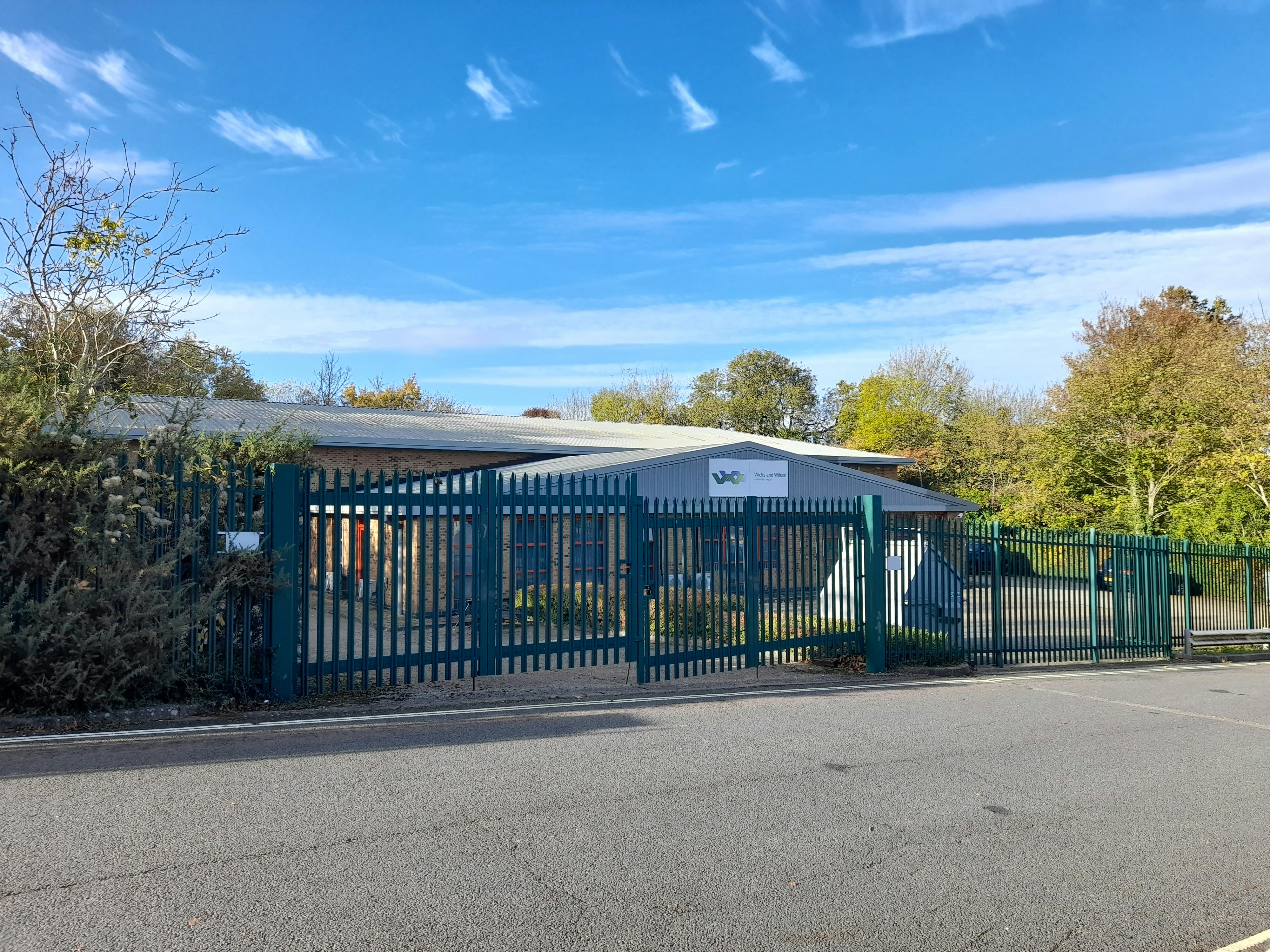 Unit 6 Rutherford Road, Basingstoke, Industrial / Warehouse To Let / For Sale - 20251028_142441.jpg