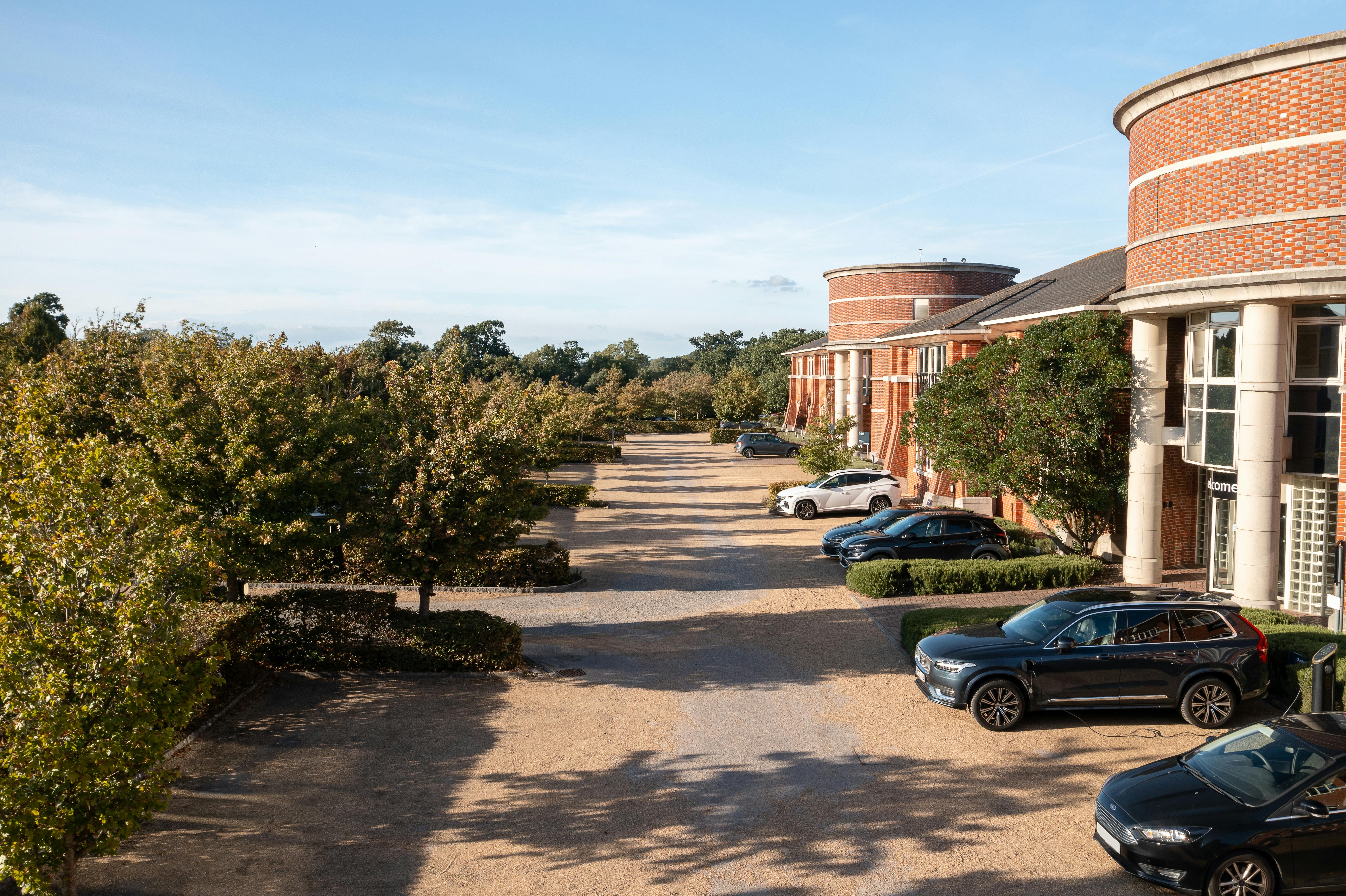 Office in Fareham - photo 2