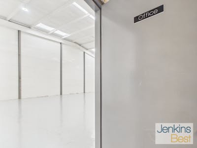 Unit 3E, Albany Industrial Estate, Newport, Industrial To Let - CAM05096G0-PR0032-STILL016.jpg