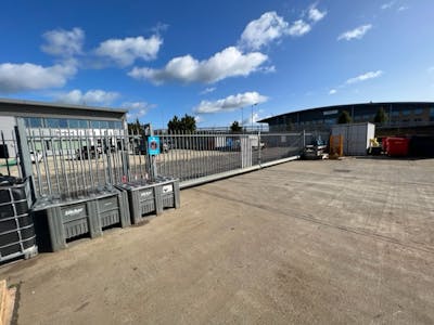 250 Leigh Road, Slough, Industrial / Industrial / Storage / Industrial / Warehouse To Let - image.jpg