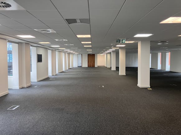 Station Square, 1 Gloucester Street, Swindon, Office To Let - 1st floor office2.jpg