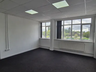 Europa Business Park, Cheadle, Industrial/Logistics / Office To Let - 20260619_131555.jpg