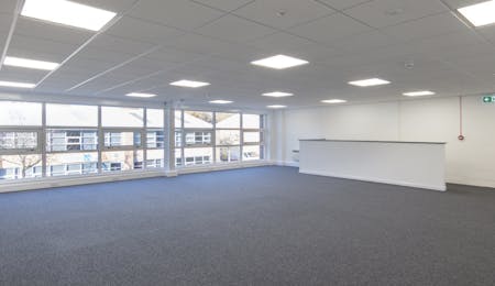 891 Plymouth Road, Slough, Industrial / Warehouse To Let - 891 Plymouth Road 5.jpg