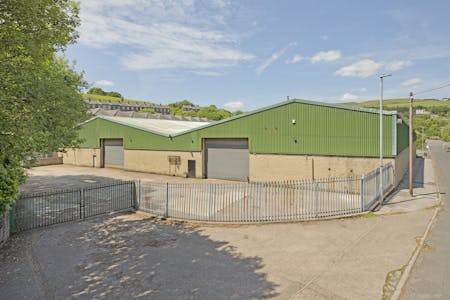 Unit 1 Fall Lane, Huddersfield, Industrial To Let - IMG_0433.jpg