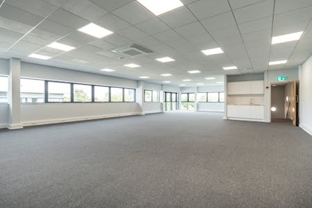 Unit 13 Vision, West Acton, Industrial To Let - IW-230824-CA-069.jpg