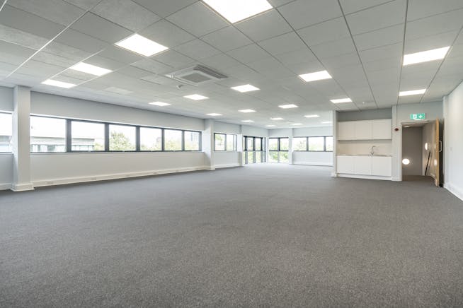 Unit 13 Vision, West Acton, Industrial To Let - IW-230824-CA-069.jpg