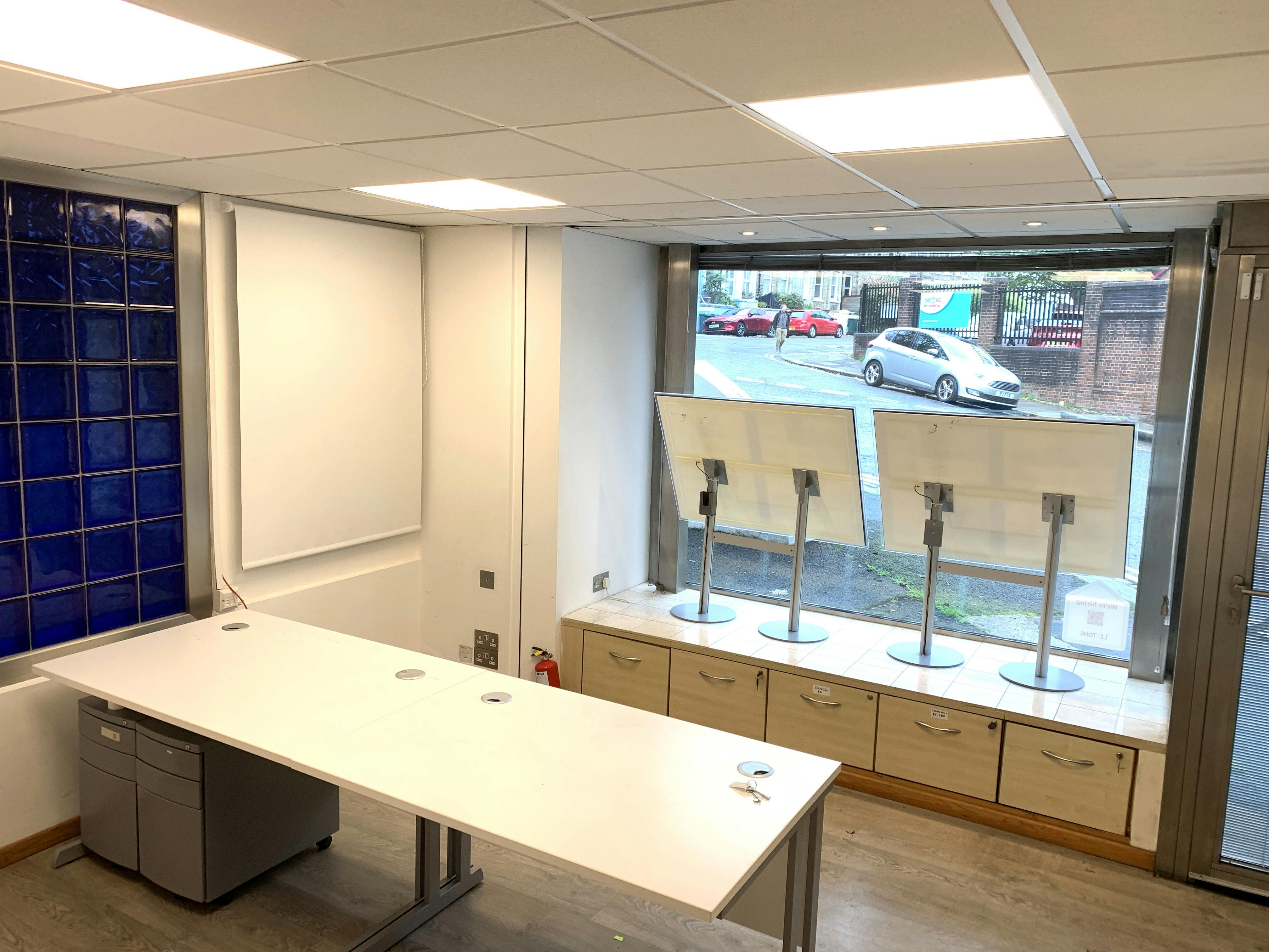 35 South Road, Brighton, Office / Retail To Let - IMG_2280.JPG