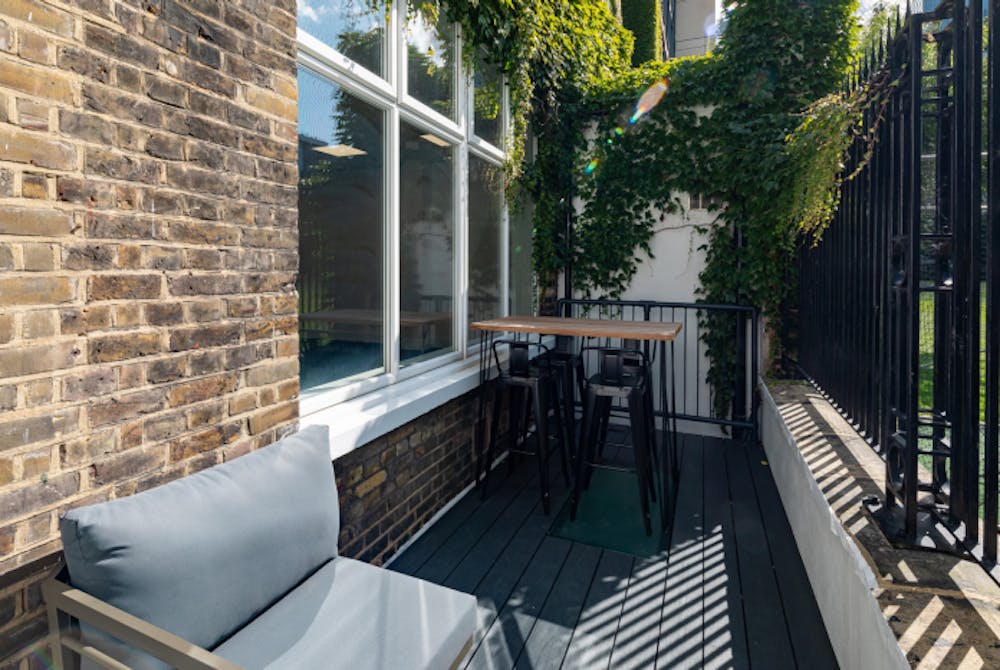 4 City Road, Moorgate, London, EC1 - 4 City Road - Terrace on the ground floor