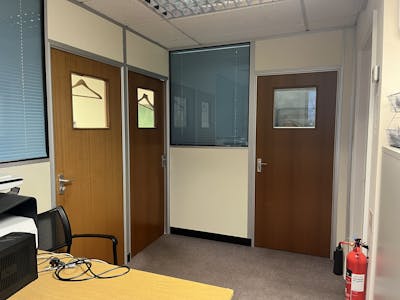 1B Carrera House, Merlin Centre, Aylesbury, E (Commercial / Business / Service) / Office To Let - 20260202_150439762_iOS.jpg