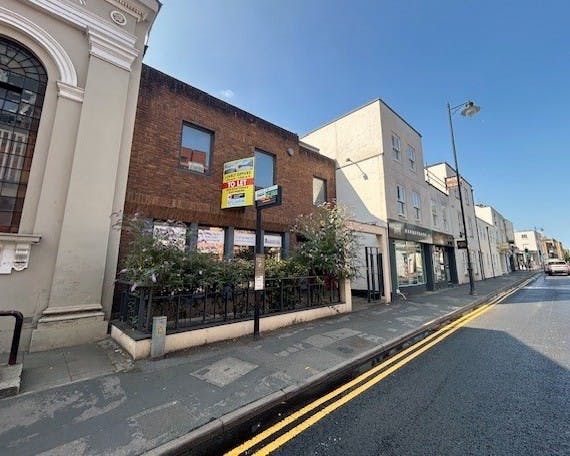 Prince Leopold House, 71-73 Victoria Street, Windsor, Office To Let - Ext ii.jpg