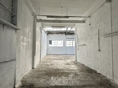 Unit C3, Holly Street Trading Estate, Luton, Industrial / Industrial/Logistics To Let - IMG_4513.JPG