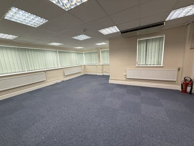 Unit 8, Arden Court, Alcester, Office To Let / For Sale - IMG_5238.JPG