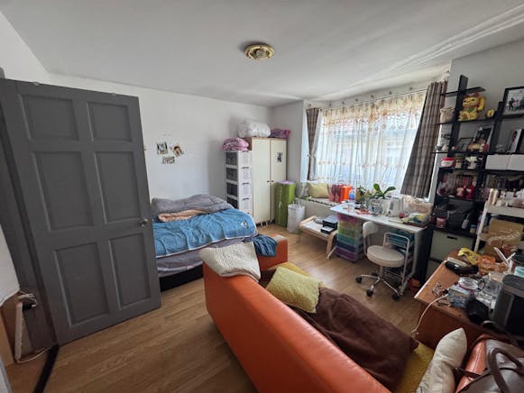 200 High Road, Benfleet, Retail For Sale - IMG20250925WA0005.jpg