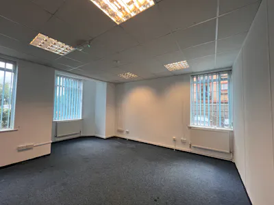 Ardenham Court, Aylesbury, Office To Let - 20260909_151524732_iOS 1.jpg