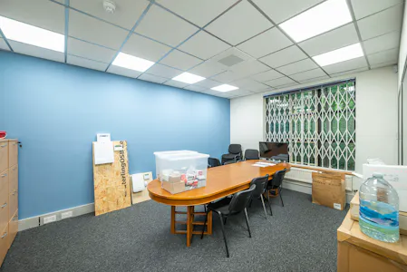 Unit 6, The Progression Centre, Hemel Hempstead, Office To Let - w (3).jpg