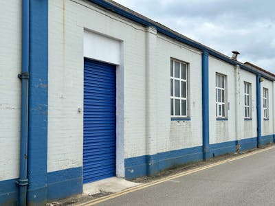 Unit 21A(iii) Britannia Estate, Luton, Automotive / Automotive Roadside (Car Showroom) / Distribution / Distribution Warehouse / Factory / Industrial / Industrial/Logistics / Industrial / Manufacturing / Industrial (Multi Let Scheme) / Industrial Park / Industrial / Storage / Light Industrial / Logistics / Motortrade / Trade / Trade Counter / Trade Counter / Showroom / Transport Hub / Urban Logistics / Warehouse / Industrial / Warehouse / Workshops To Let - 1.JPG