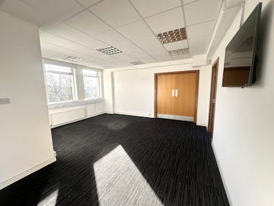 59 Charles Street, Glasgow, Office To Let - Entrance to Office