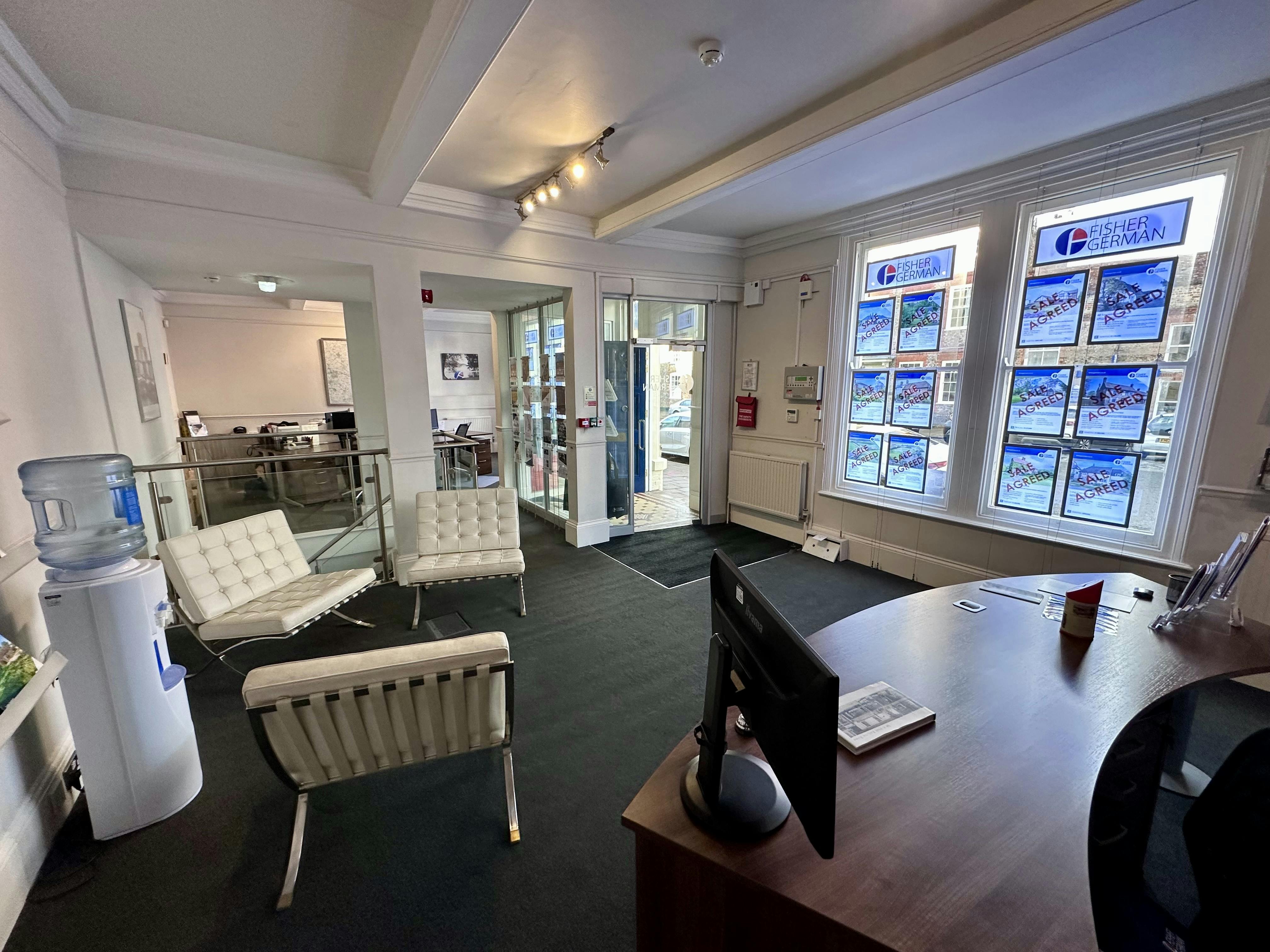 Adelaide House, Thame, Office / Other / Retail To Let - IMG_9311.jpeg