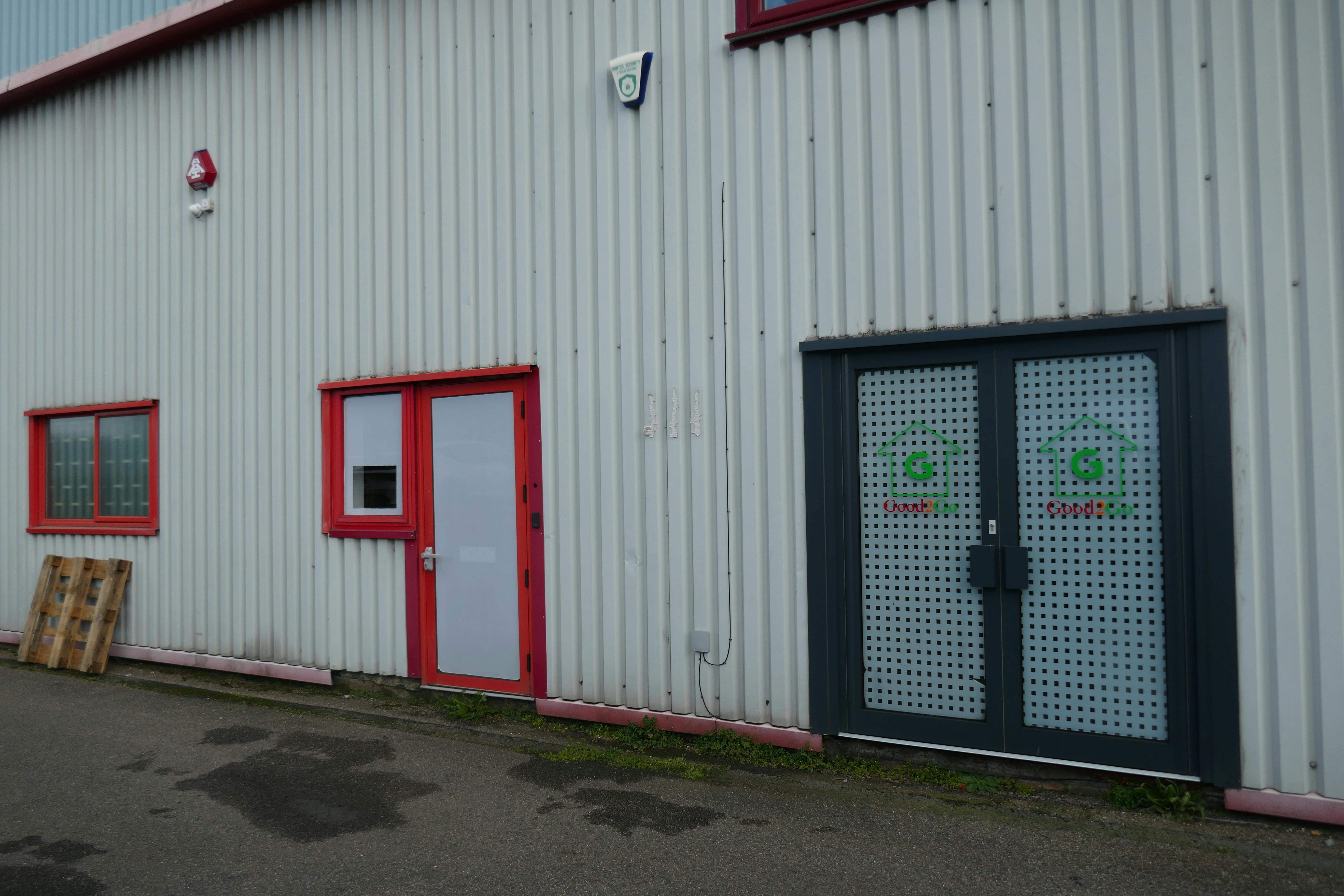 Circle Line House, Harlow, Offices To Let - P1060763.JPG
