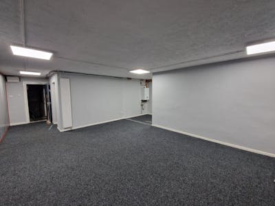 Unit 17A, Stockport, Industrial/Logistics / Office To Let - 20241011_151110.jpg