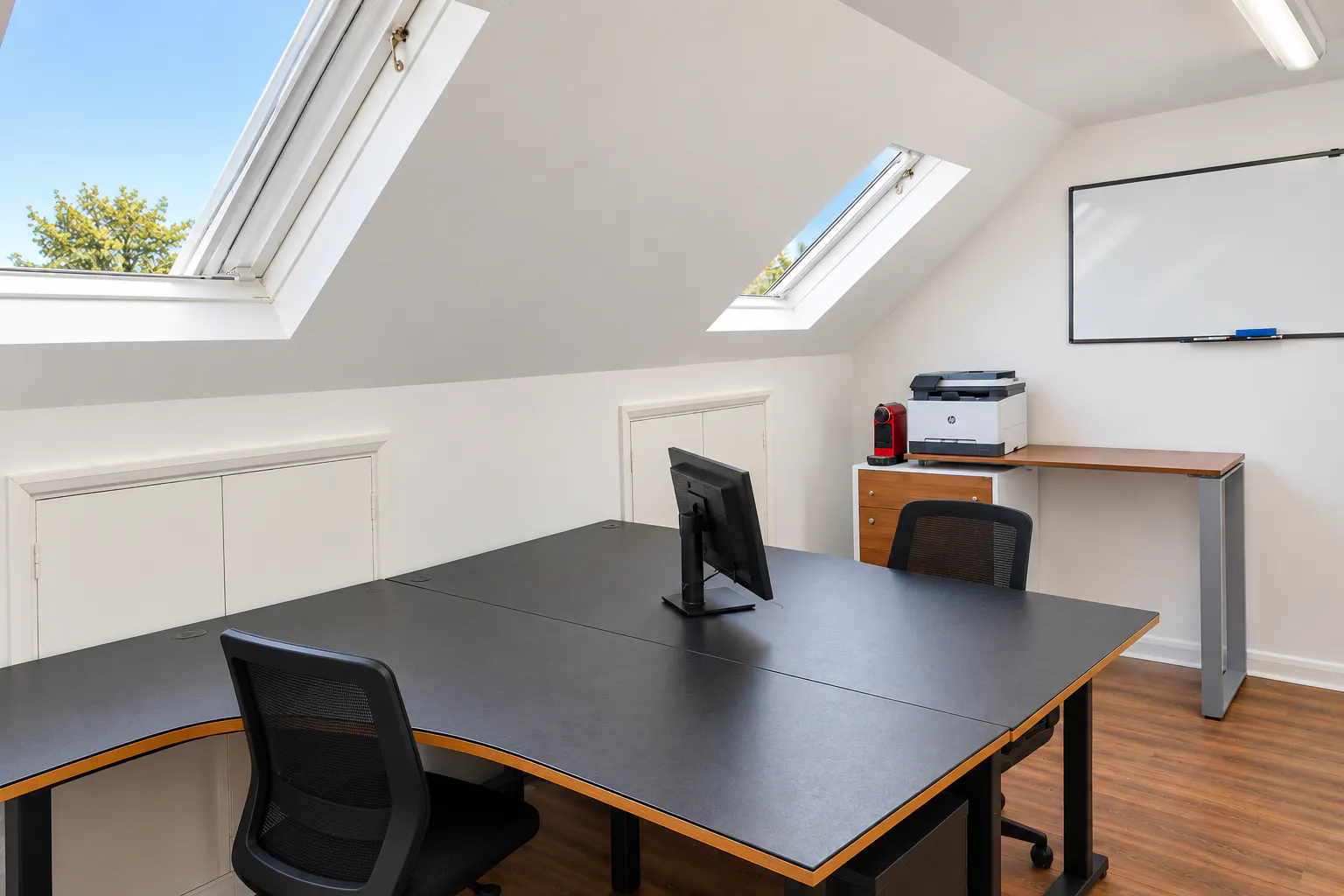 Hastingwood Business Centre, Harlow, Offices To Let - Hatingwood FF Office 2.png
