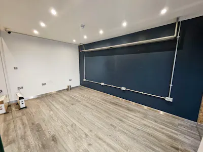32-34 Fourth Way, Wembley, Industrial To Let - 4.jpg