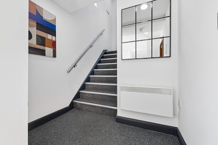 Second Floor Offices, 79-81 High Street, Marlow, E (Commercial / Business / Service) / Office To Let - 104744 - Second floor office  (20).jpg