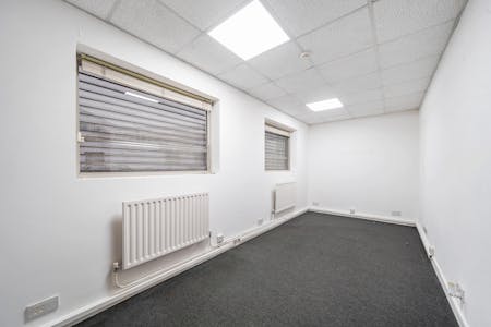 11 Wembley Park Business Centre, Wembley, Warehouse To Let - 1234505 5.jpg