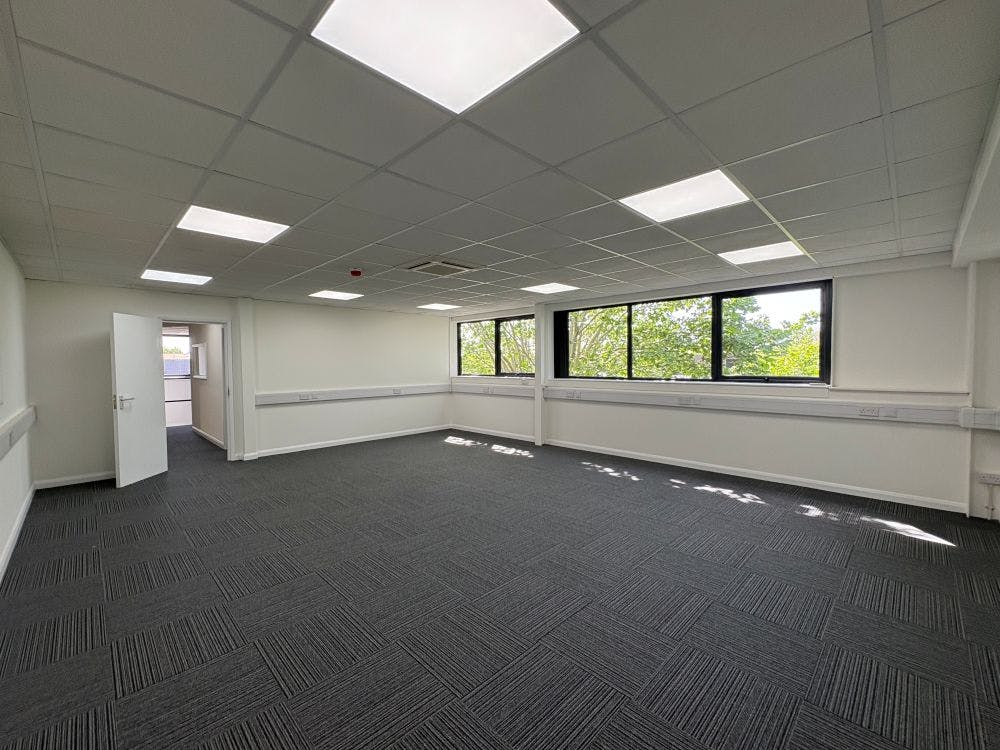7 Wedgwood Road, Bicester, Industrial To Let - IMG_2490.jpg
