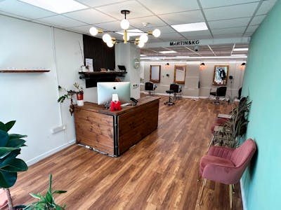 8 Godson Street, London, Retail To Let - 7490953a61540197e64f701241c0c0d6.jpg