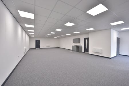 Unit 6, Manchester Trade Park, Oldham Road, Manchester, Industrial To Let - MTP028.JPG
