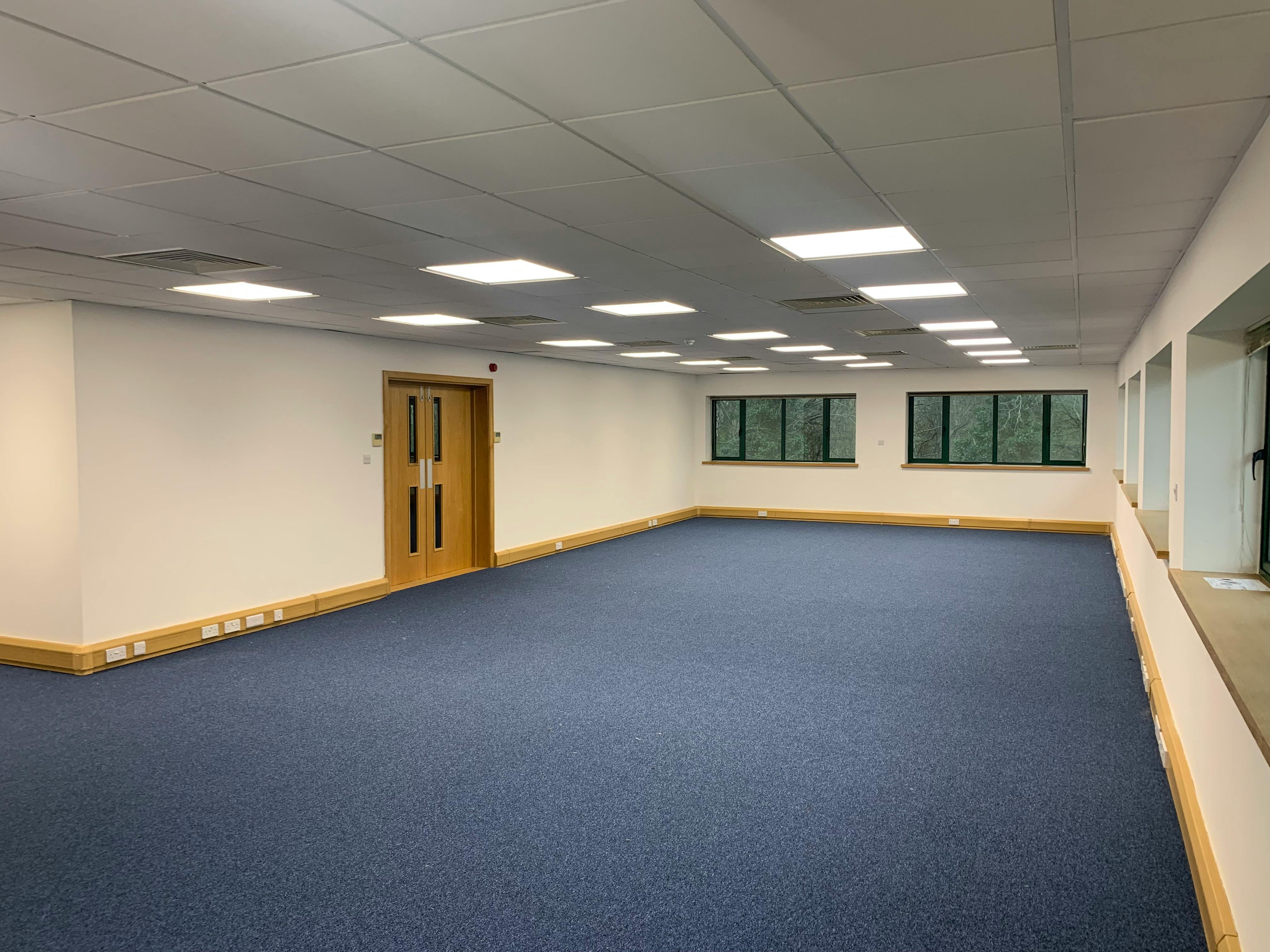 Office in Petersfield - photo 3