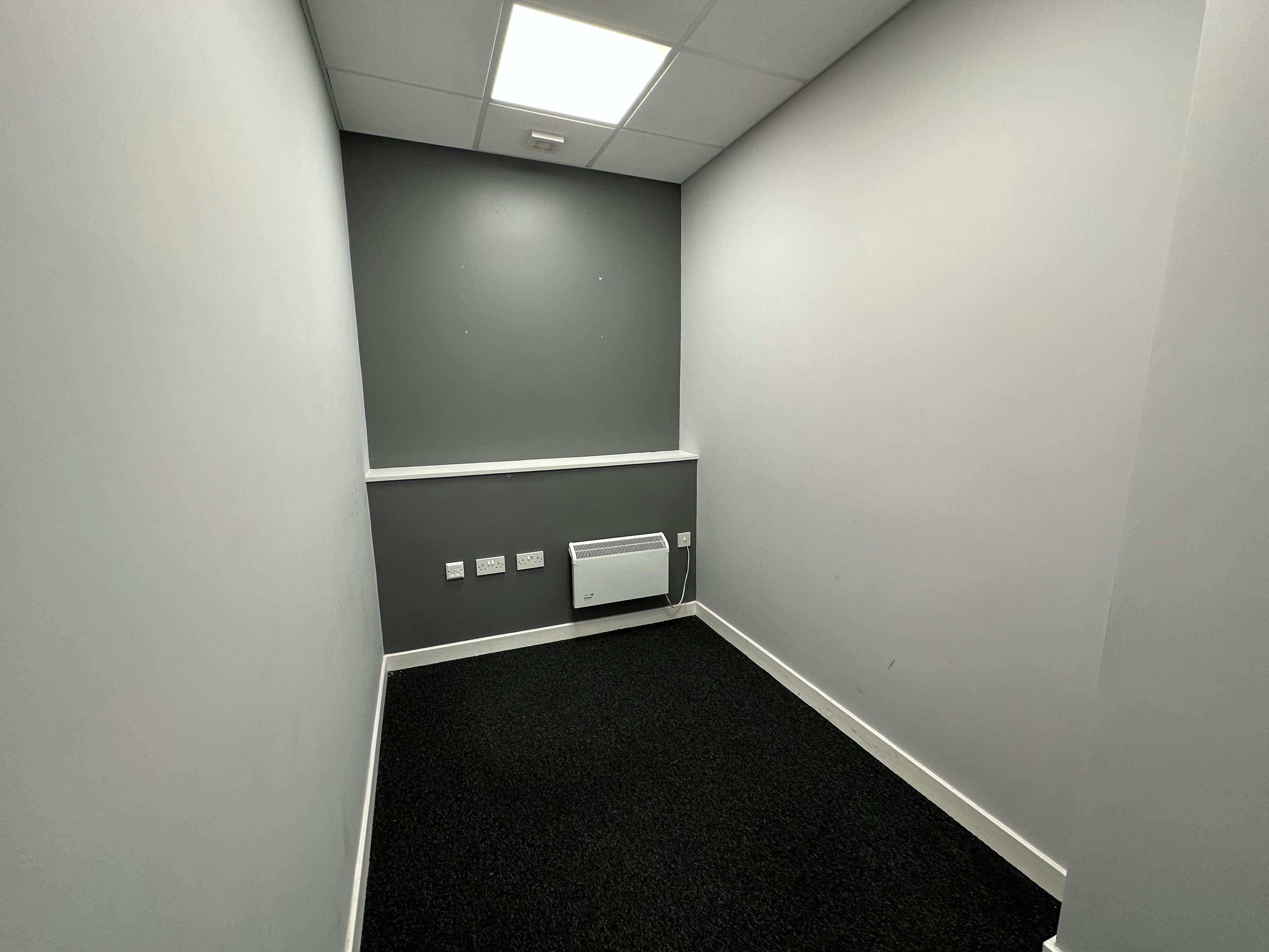 36-36A Mill Street, Macclesfield, Retail To Let - IMG_4081.jpeg