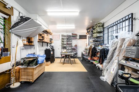 Unit G Taylor's Yard, 160 - 170 Brick Lane, London, Office To Let - Brick Ln 160G - Low Res 2.jpg