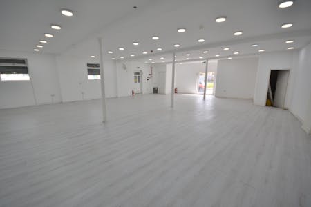 Ground Floor Open Plan, Bury, Retail To Let - Open Plan Area