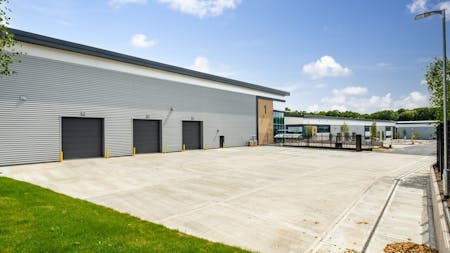 Bartley Junction, Bartley Wood Business Park, Hook, Industrial / Warehouse To Let - Unit 1 - yard