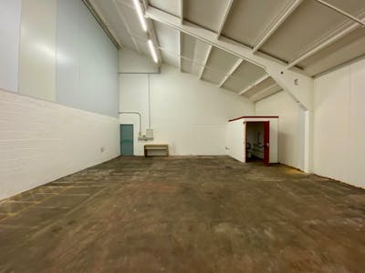 Unit 16A, Freemans Parc, Cardiff, Industrial To Let - 16A Freemans 01.jpg