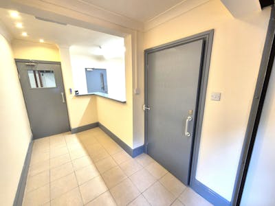 Unit 4, Woodpecker House, Brookfield Industrial Estate, Glossop, Industrial/Logistics To Let / For Sale - 20250728_095301.jpg