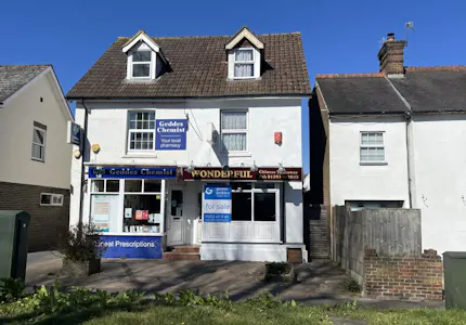 213 Three Bridges Road, Crawley, Retail / Takeaway For Sale - Image 1