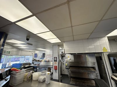 16-17 St Georges Place, Brighton, Takeaway Lease Assignment - IMG_9147.jpg