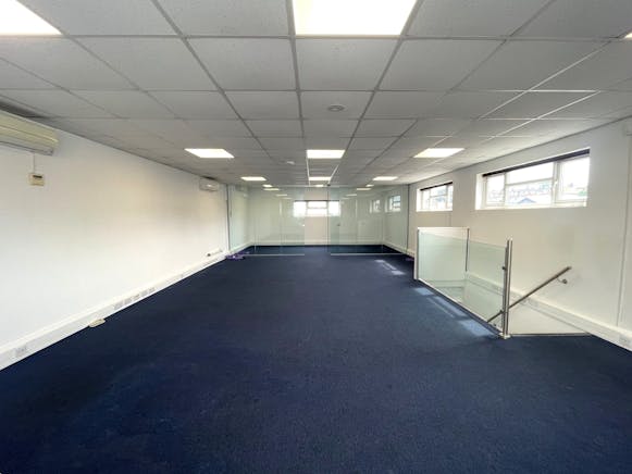 Unit 13, Atlas Business Centre, Staples Corner, Industrial / Warehouse To Let - thumbnail_IMG_5408.jpg