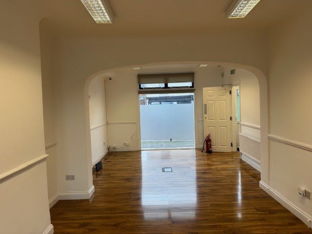 22 York Road, Northampton, 22 York Road, Northampton, Offices / Offices To Let - GF office 2.jpg