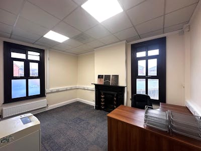 Griffin Bridge House, Netherton, Office To Let - p6.jpg