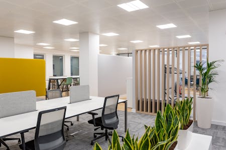 29 Queen Annes Gate, London, Office To Let - qag-gf-workspace-breakout.jpg