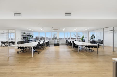 Kirkdale House, 9 Kirkdale Road, London, Office To Let - img_2376.jpg