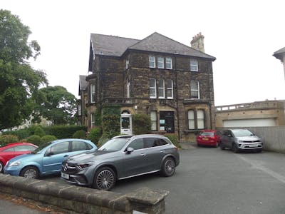 22 Victoria Avenue, Harrogate, Office To Let - 22 Victoria Avenue Car Park