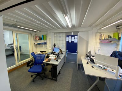Unit B 100 Cecil Street, Watford, Office To Let - 02.jpg