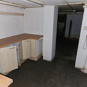 45c High Street, Heathfield, Industrial To Let - 8173605c24034d41909afef60e87f4d3.jpg