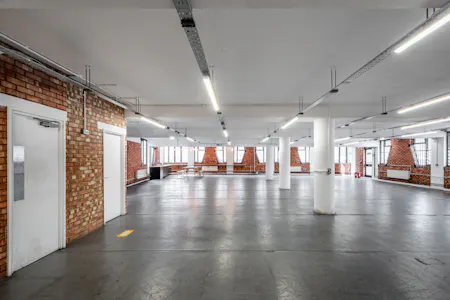 Unit 8 Bayford Street Industrial Centre, London, Industrial / Office To Let - Bayford St Bus' Centre U8 - Low Res 14.jpg