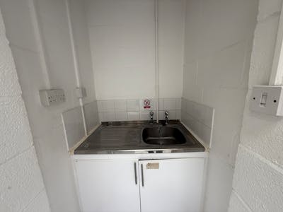 Unit 7 Redditch Trade Centre, Redditch, Industrial/Logistics To Let - IMG_6273.JPG